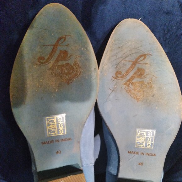 Free People Size 40(10) Charm Double V Ankle Boots - Picture 7 of 7